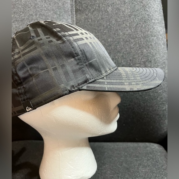 Quicksilver hat - Picture 2 of 7